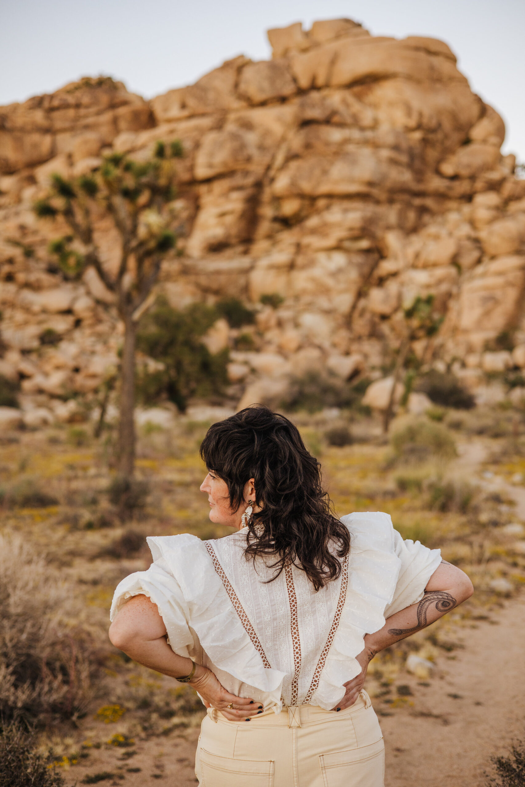 Vintage style bride Joshua Tree